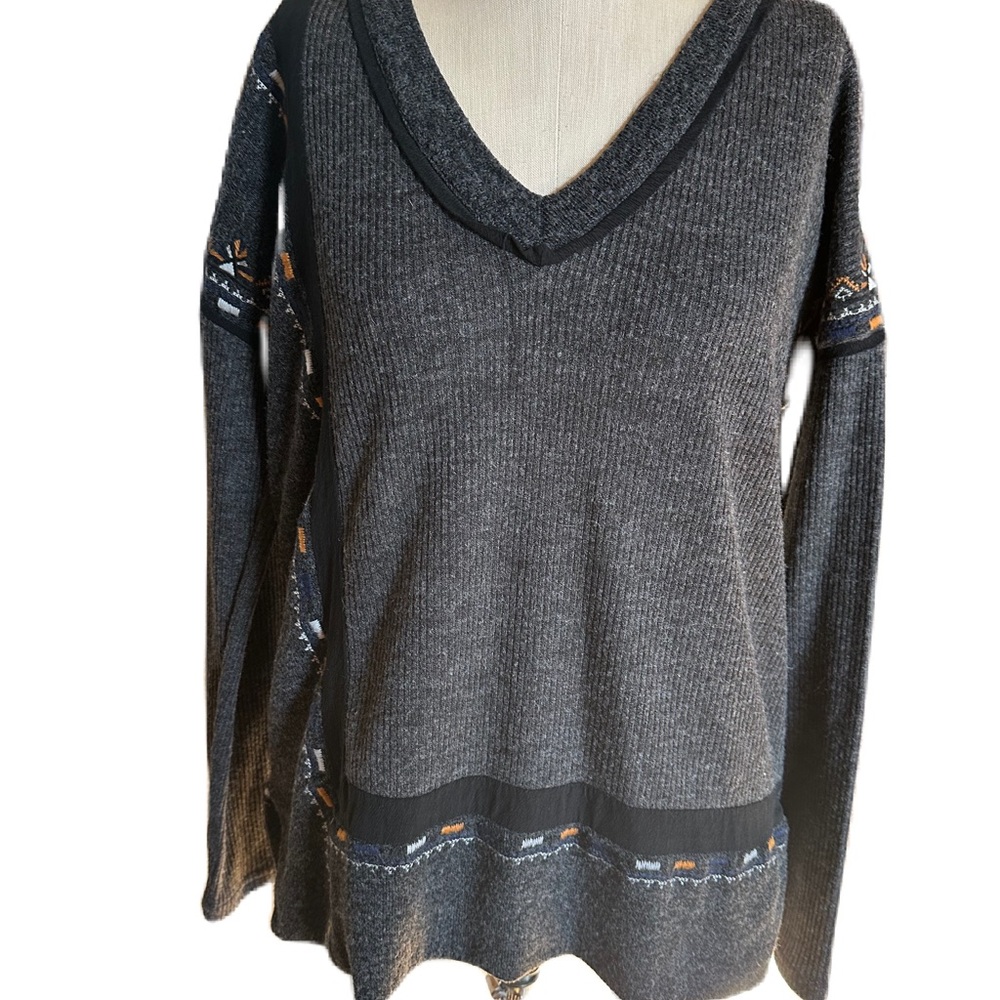 Miss Me Long Sleeve Charcoal Gray Ribbed Top With Embroidered Accent. medium
